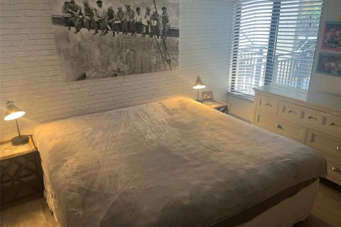 Condominio en alquiler en Saint Petersburg, Florida, 1 dormitorio, 85.01 m2 № 1833206 - foto 11