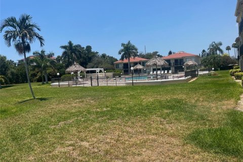 Condominio en alquiler en Saint Petersburg, Florida, 1 dormitorio, 85.01 m2 № 1833206 - foto 17