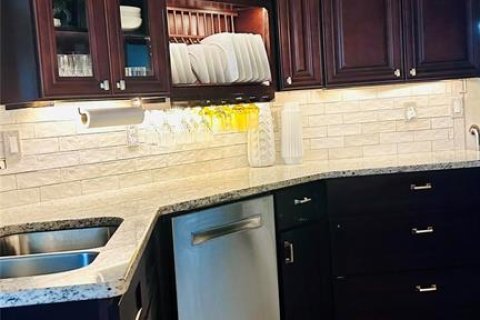 Villa ou maison à vendre à Ocala, Floride: 3 chambres, 164.07 m2 № 2310878 - photo 19
