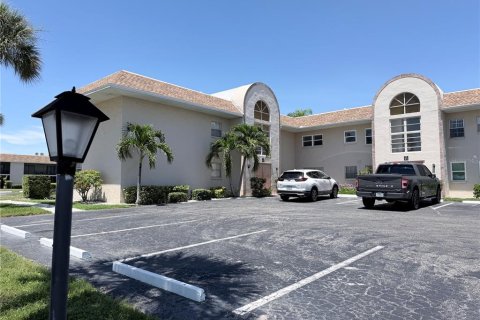 Condominio en Bradenton, Florida, 1 dormitorio № 2200863