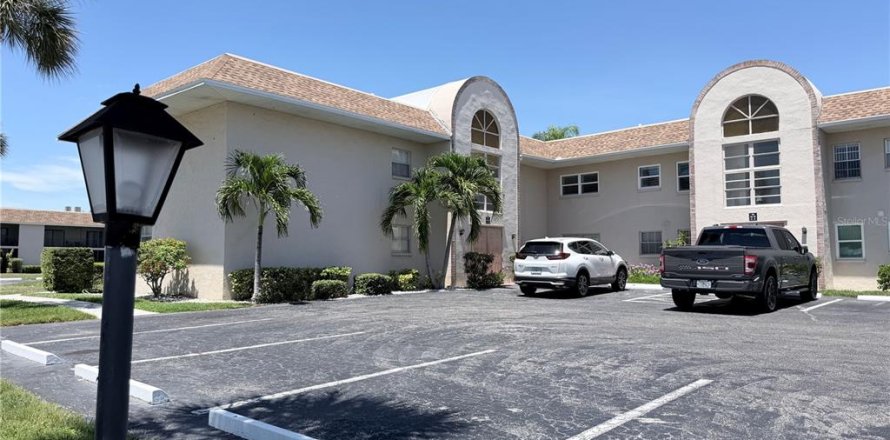 Condominio en Bradenton, Florida, 1 dormitorio № 2200863