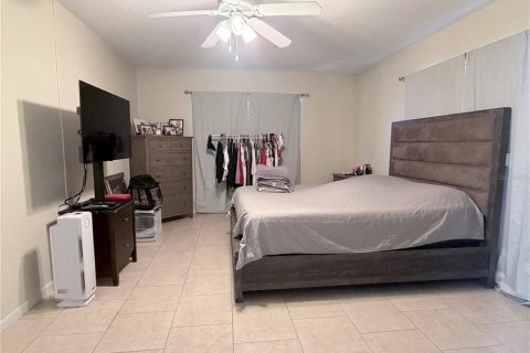 Condominio en venta en Bradenton, Florida, 1 dormitorio, 69.21 m2 № 2200863 - foto 6
