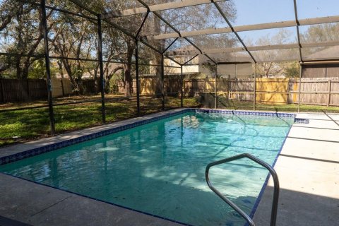 House in Apopka, Florida 5 bedrooms, 258.45 sq.m. № 1515675 - photo 25