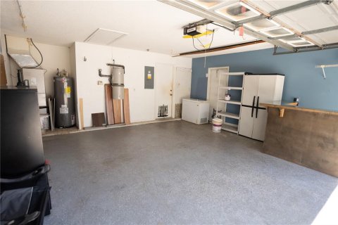 House in Apopka, Florida 5 bedrooms, 258.45 sq.m. № 1515675 - photo 22