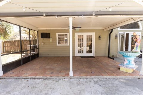 House in Apopka, Florida 5 bedrooms, 258.45 sq.m. № 1515675 - photo 21