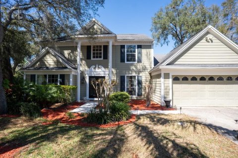 House in Apopka, Florida 5 bedrooms, 258.45 sq.m. № 1515675 - photo 2