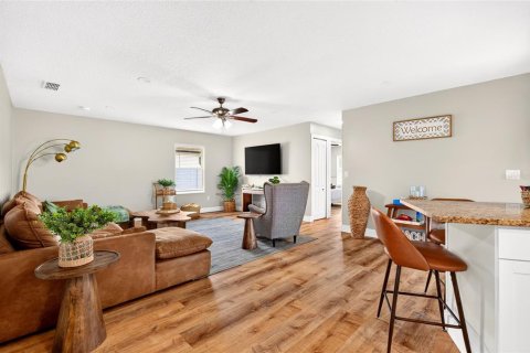 Casa en venta en Palm Coast, Florida, 4 dormitorios, 150.87 m2 № 2225478 - foto 5