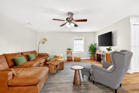 Casa en venta en Palm Coast, Florida, 4 dormitorios, 150.87 m2 № 2225478 - foto 6