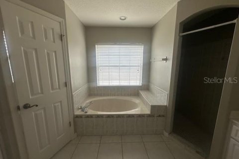 House in Palm Coast, Florida 3 bedrooms, 159.88 sq.m. № 1883067 - photo 15