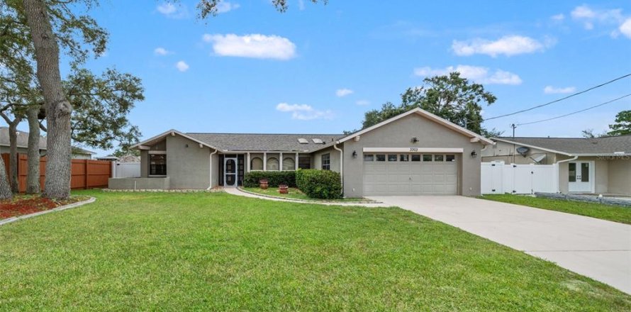 Casa en Spring Hill, Florida 3 dormitorios, 160.26 m2 № 1877218