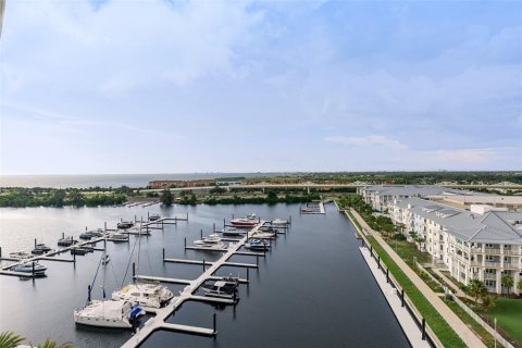 Купить кондоминиум в Тампа, Флорида 8 комнат, 182.65м2, № 2284892 - фото 18