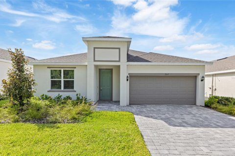 House in Fruitland Park, Florida 3 bedrooms, 154.4 sq.m. № 1780607 - photo 2
