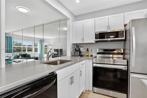 Condominio en venta en Lauderdale Lakes, Florida, 1 dormitorio, 63.55 m2 № 1945640 - foto 6