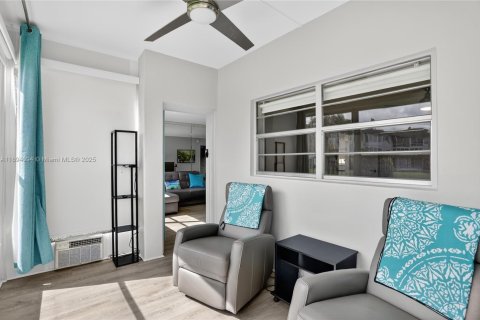 Condominio en venta en Lauderdale Lakes, Florida, 1 dormitorio, 63.55 m2 № 1945640 - foto 23
