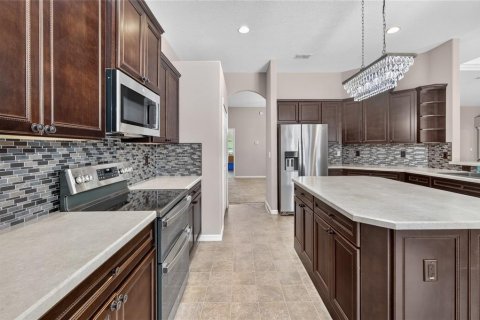 Villa ou maison à vendre à Beverly Hills, Floride: 5 chambres, 406.82 m2 № 2423760 - photo 10