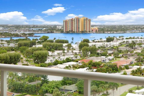 Copropriété à vendre à Riviera Beach, Floride: 3 chambres, 281.4 m2 № 2078406 - photo 4