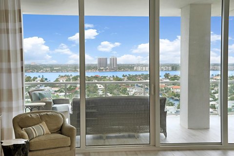 Copropriété à vendre à Riviera Beach, Floride: 3 chambres, 281.4 m2 № 2078406 - photo 15
