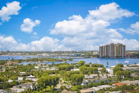 Copropriété à vendre à Riviera Beach, Floride: 3 chambres, 281.4 m2 № 2078406 - photo 24