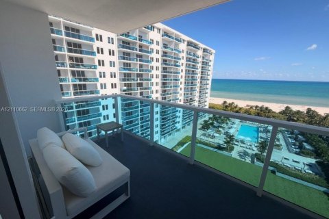 Copropriété à louer à Miami Beach, Floride: 1 chambre, 89.19 m2 № 2426579 - photo 12