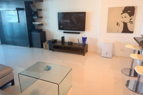 Copropriété à louer à Miami Beach, Floride: 1 chambre, 89.19 m2 № 2426579 - photo 3