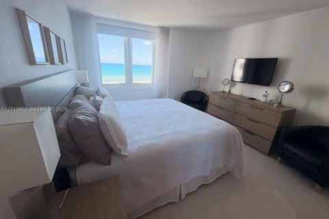 Copropriété à louer à Miami Beach, Floride: 1 chambre, 89.19 m2 № 2426579 - photo 4