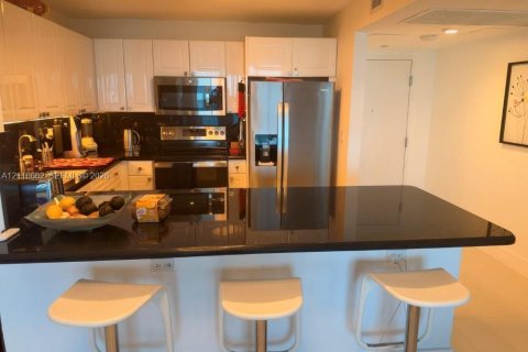 Copropriété à louer à Miami Beach, Floride: 1 chambre, 89.19 m2 № 2426579 - photo 9
