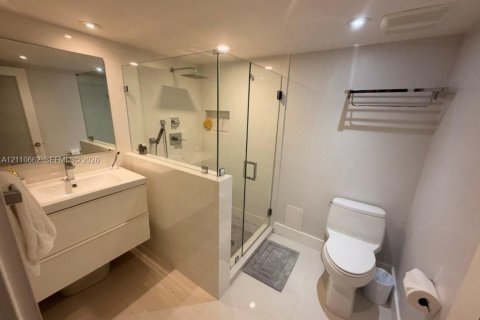 Copropriété à louer à Miami Beach, Floride: 1 chambre, 89.19 m2 № 2426579 - photo 8