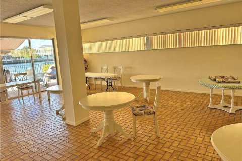Copropriété à vendre à Hallandale Beach, Floride: 1 chambre, 78.97 m2 № 2146183 - photo 26