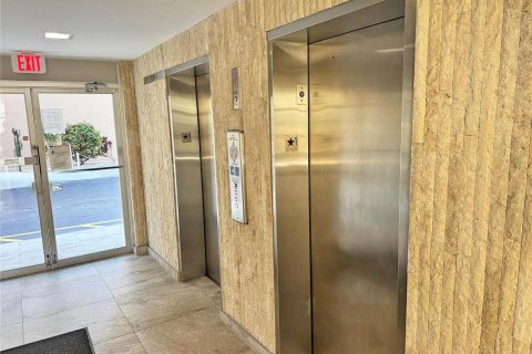 Copropriété à vendre à Hallandale Beach, Floride: 1 chambre, 78.97 m2 № 2146183 - photo 5