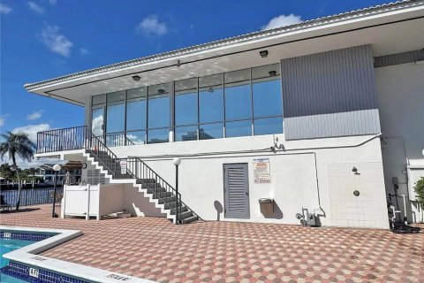 Copropriété à vendre à Hallandale Beach, Floride: 1 chambre, 78.97 m2 № 2146183 - photo 25