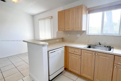 Copropriété à louer à Homestead, Floride: 3 chambres, 95.13 m2 № 1738582 - photo 3