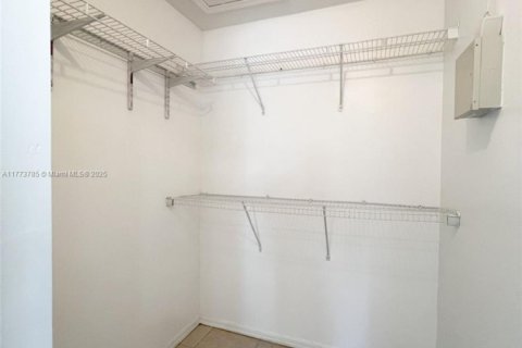 Copropriété à louer à Homestead, Floride: 3 chambres, 95.13 m2 № 1738582 - photo 7