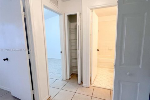 Copropriété à louer à Homestead, Floride: 3 chambres, 95.13 m2 № 1738582 - photo 13