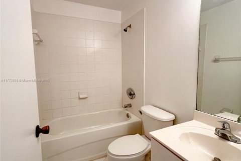 Copropriété à louer à Homestead, Floride: 3 chambres, 95.13 m2 № 1738582 - photo 11