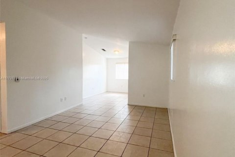 Copropriété à louer à Homestead, Floride: 3 chambres, 95.13 m2 № 1738582 - photo 4