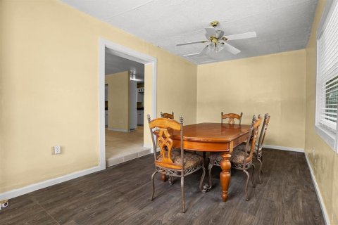 House in Wauchula, Florida 4 bedrooms, 194.91 sq.m. № 2142754 - photo 9