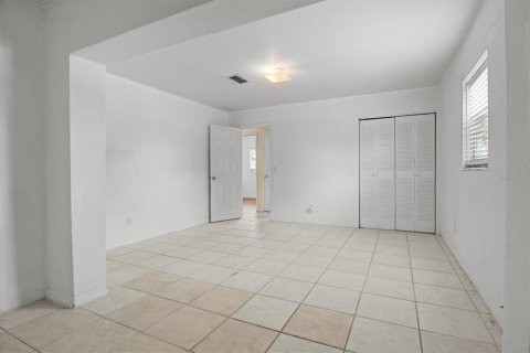 House in Wauchula, Florida 4 bedrooms, 194.91 sq.m. № 2142754 - photo 15