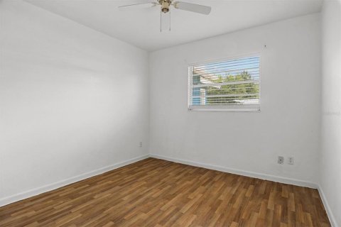 House in Wauchula, Florida 4 bedrooms, 194.91 sq.m. № 2142754 - photo 20