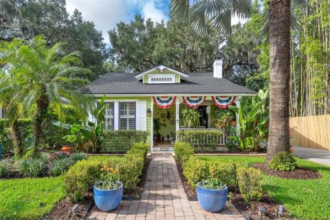House in Orlando, Florida 2 bedrooms, 119.66 sq.m. № 1866584 - photo 1