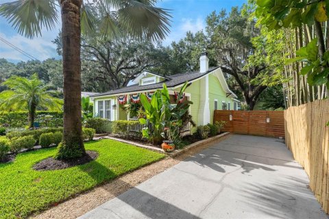 House in Orlando, Florida 2 bedrooms, 119.66 sq.m. № 1866584 - photo 3