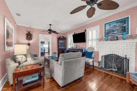 House in Orlando, Florida 2 bedrooms, 119.66 sq.m. № 1866584 - photo 7