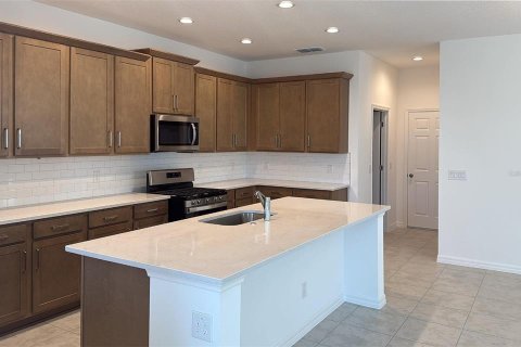 Villa ou maison à vendre à Howey-in-the-Hills, Floride: 4 chambres, 270.44 m2 № 2211948 - photo 3