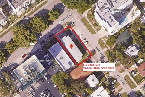 Propiedad comercial en venta en Miami, Florida № 1983275 - foto 4