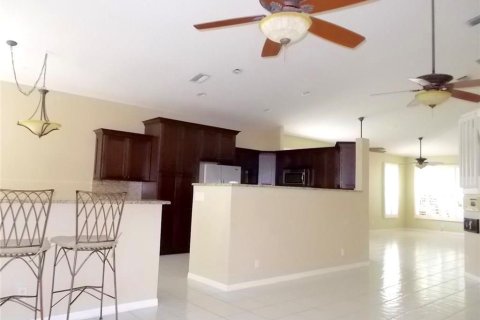 Villa ou maison à vendre à Palm City, Floride: 3 chambres, 179.39 m2 № 2087988 - photo 4