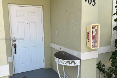 Купить таунхаус в Хомстед, Флорида 2 спальни, 83.43м2, № 2034102 - фото 2