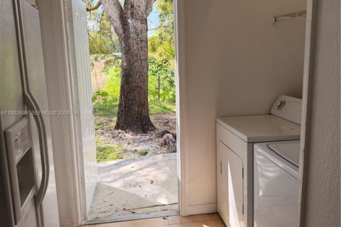 Купить таунхаус в Хомстед, Флорида 2 спальни, 83.43м2, № 2034102 - фото 7