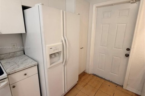 Купить таунхаус в Хомстед, Флорида 2 спальни, 83.43м2, № 2034102 - фото 17