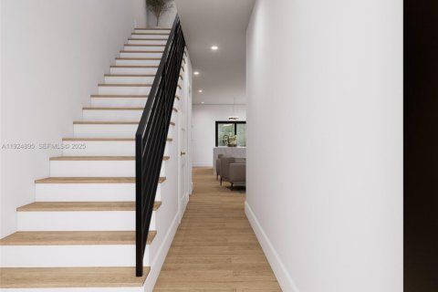 Propiedad comercial en venta en Miami, Florida, 307.97 m2 № 1983948 - foto 12