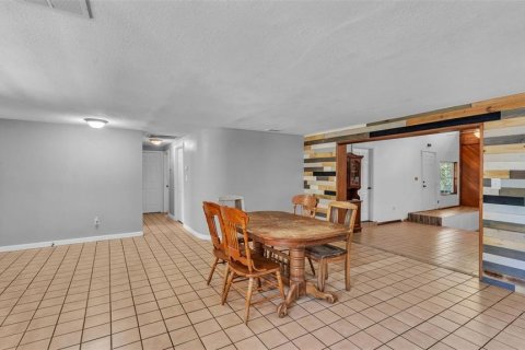 Villa ou maison à vendre à Auburndale, Floride: 6 chambres, 201.88 m2 № 2215216 - photo 6