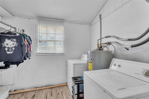 Villa ou maison à vendre à Auburndale, Floride: 6 chambres, 201.88 m2 № 2215216 - photo 30